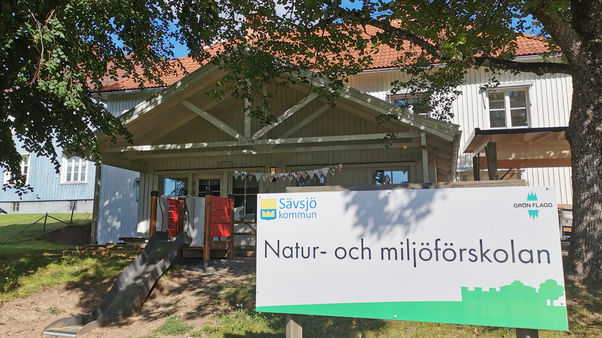 Natur- och miljöförskolan i Sävsjö, exteriör bild.